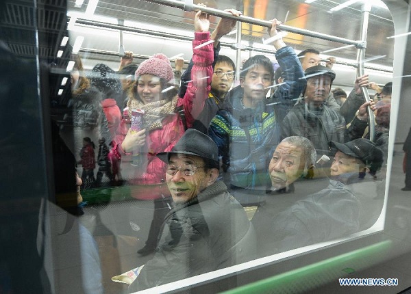 Trung Quốc: Thông tuyến tàu điện ngầm xuyên sông dài nhất nước 4