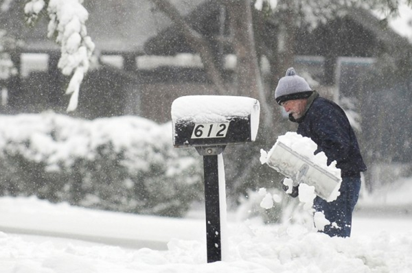 Mỹ: 16 người thiệt mạng do lạnh và bão tuyết  5