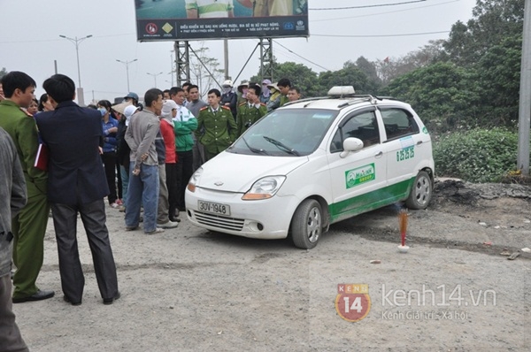 Hà Nam: Lái xe taxi Mai Linh chết trong xe 1