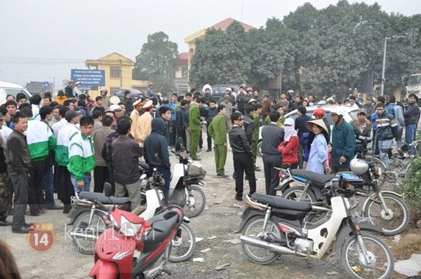 Hà Nam: Lái xe taxi Mai Linh chết trong xe 2