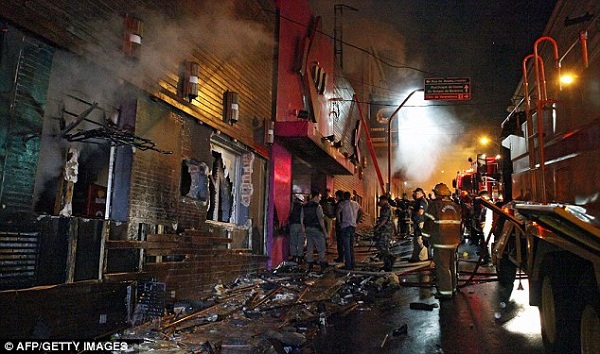 Hỏa hoạn trong hộp đêm, ít nhất 245 người chết 4