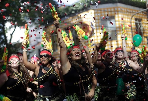 M&ugrave;a carnival tưng bừng khắp thế giới 9