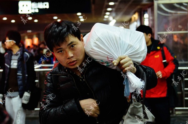 Người dân Trung Quốc lại ùn ùn di cư sau kỳ nghỉ Tết 57