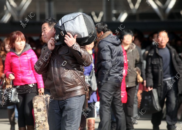 Người dân Trung Quốc lại ùn ùn di cư sau kỳ nghỉ Tết 1