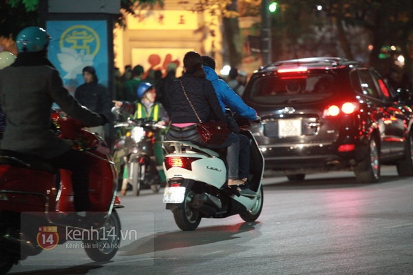 Vi phạm giao th&ocirc;ng tr&agrave;n lan trong đ&ecirc;m giao thừa 3