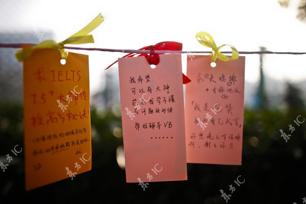 Lễ hội cầu nguyện độc đ&aacute;o của c&aacute;c nữ sinh nh&acirc;n ng&agrave;y 8/3  11