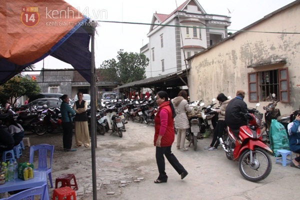 Sự thật về người phụ nữ l&agrave;m h&agrave;ng ng&agrave;n m&acirc;m cơm đ&atilde;i thi&ecirc;n hạ 12
