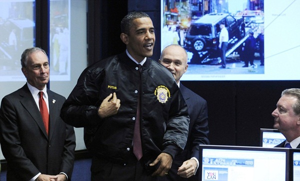 Nghía "kho" quà tặng của Tổng thống Obama 6 Nghía "kho" quà tặng của Tổng thống Obama 6
