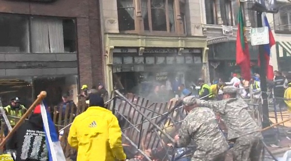 Ph&aacute;t hiện nghi phạm vụ đ&aacute;nh bom đẫm m&aacute;u ở Boston 18