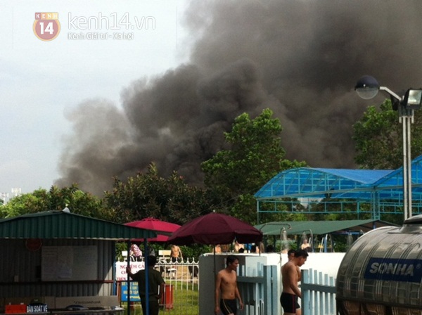 Hà Nội: Cháy lớn tại khu vui chơi thiếu nhi Mỹ Đình 2