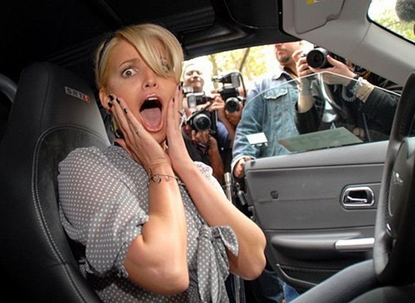 Paparazzi: Nghề săn ảnh đầy hấp dẫn v&agrave; cũng đầy nguy hiểm 1