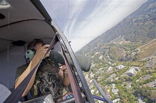 Paparazzi: Nghề săn ảnh đầy hấp dẫn v&agrave; cũng đầy nguy hiểm 11
