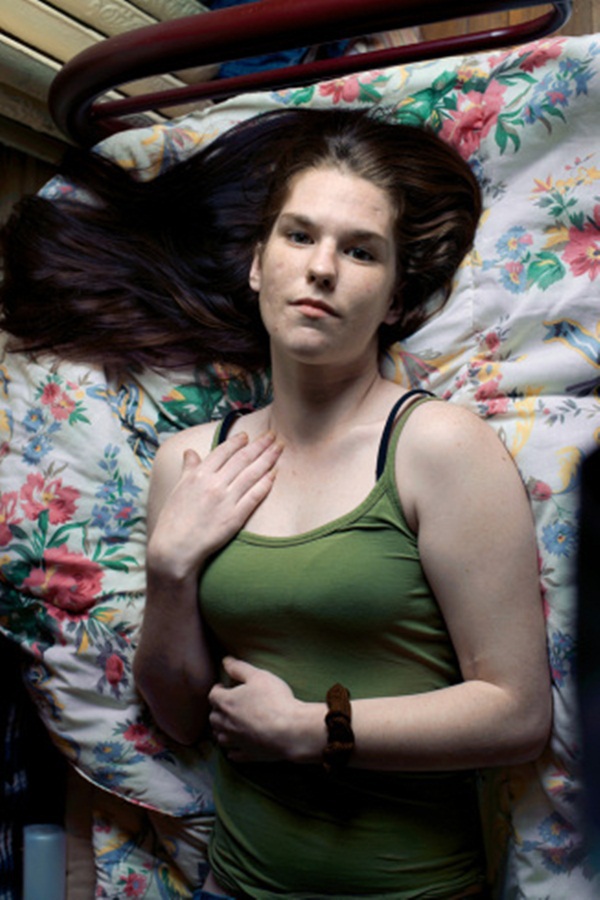 Bộ ảnh về cô gái trẻ nghiện ngập muốn tìm lại cuộc sống 20