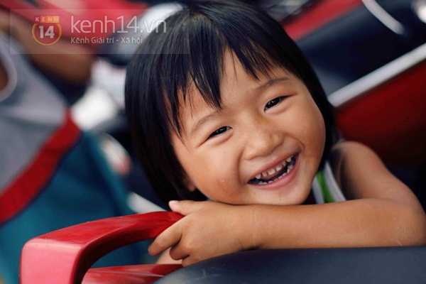Chùm ảnh: Rưng rưng nụ cười của trẻ em nghèo Huế trong mùa Trung thu 4