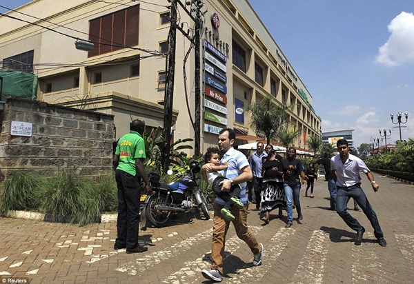 Toàn cảnh vụ tấn công đẫm máu tại trung tâm thương mại Kenya 25