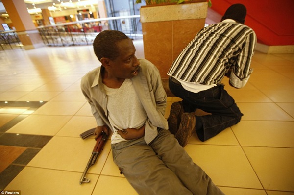 Toàn cảnh vụ tấn công đẫm máu tại trung tâm thương mại Kenya 3