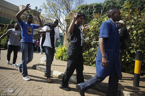 Toàn cảnh vụ tấn công đẫm máu tại trung tâm thương mại Kenya 7