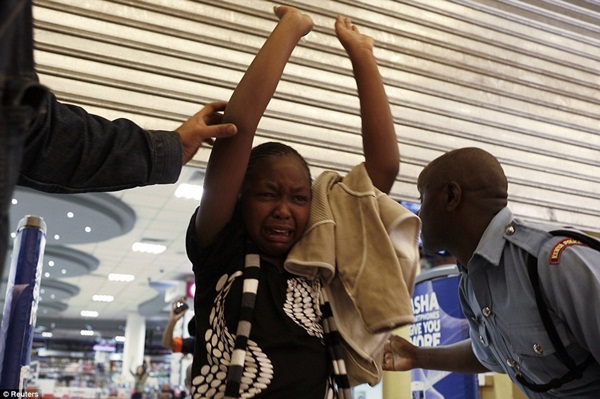 Toàn cảnh vụ tấn công đẫm máu tại trung tâm thương mại Kenya 14