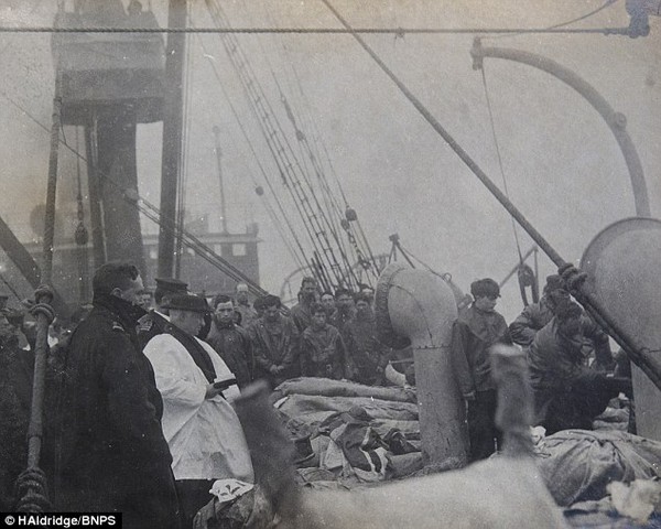 Công bố bức ảnh hiếm về thảm họa Titanic thảm khốc 1