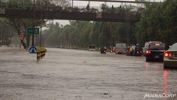 Singapore ngập lụt vì mưa lớn 5