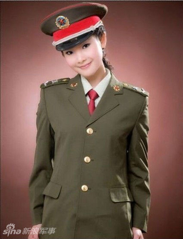 Những bóng hồng xinh đẹp trong lực lượng quân đội Trung Quốc 3