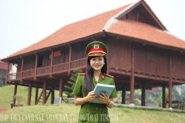 Những nữ sinh xinh đẹp của Học viện Cảnh s&aacute;t nh&acirc;n d&acirc;n  2