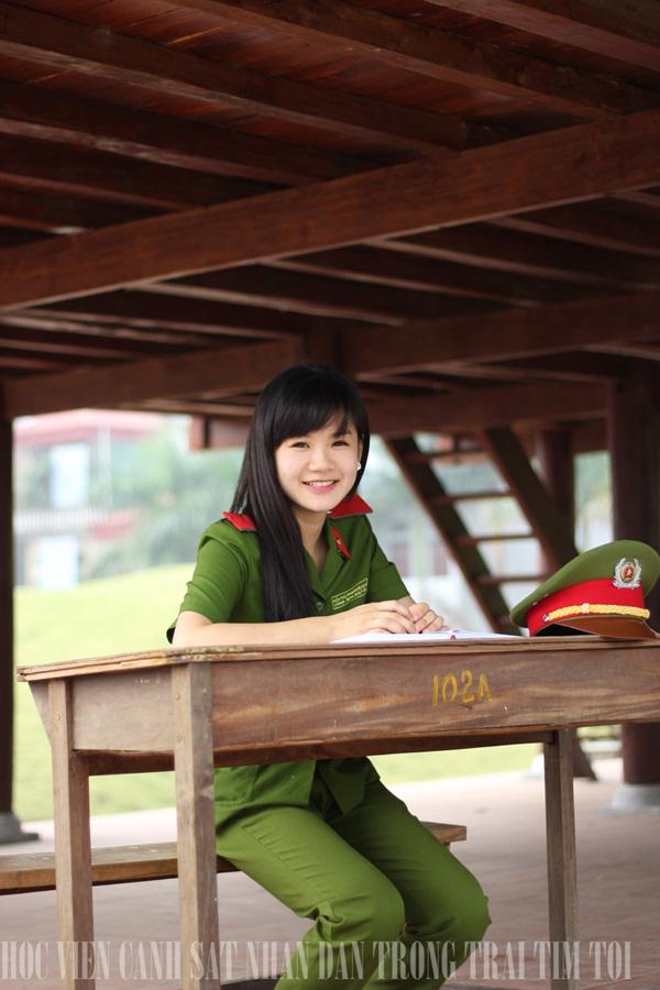 Những nữ sinh xinh đẹp của Học viện Cảnh s&aacute;t nh&acirc;n d&acirc;n  4
