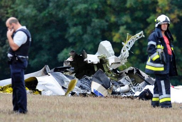 Máy bay Bỉ rơi, 11 người thiệt mạng 2