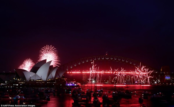 Đại tiệc pháo hoa mừng năm mới trên khắp thế giới  9