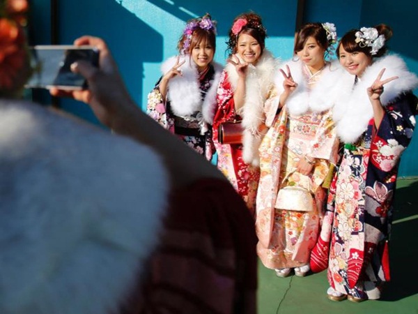 Thiếu nữ Nhật rạng rỡ trong ngày lễ trưởng thành 8
