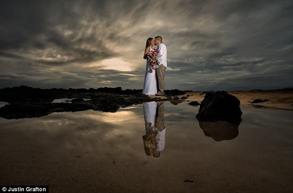 Ngắm những bức ảnh cưới tuyệt đẹp trong mưa bão 6