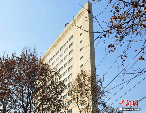 Choáng với tòa nhà 16 tầng "mỏng như tờ giấy" 3 Choáng với tòa nhà 16 tầng "mỏng như tờ giấy" 3