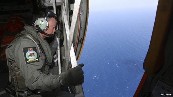 Bác thông tin dò thấy tín hiệu MH370 ở Malacca, Việt Nam tiếp tục tìm kiếm 1