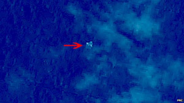 Trung Quốc công bố 3 hình ảnh chụp vệ tinh cho thấy manh mối về máy bay MH370 2