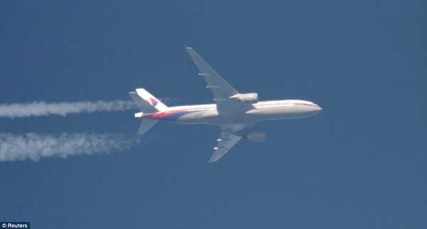 MH370 có thể đã hạ cánh xuống mặt đất 1