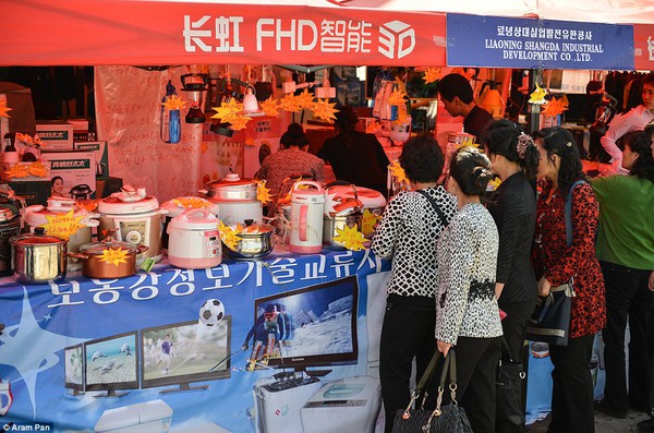 Ch&ugrave;m ảnh hiếm cho thấy Triều Ti&ecirc;n thật kh&aacute;c lạ v&agrave; s&ocirc;i động  5