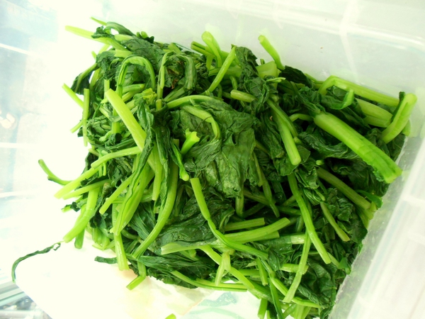 Chủ qu&aacute;n b&uacute;n Th&aacute;i bề bề g&acirc;y b&atilde;o ở H&agrave; Nội h&eacute; lộ thu nhập &ldquo;khủng&rdquo; 12