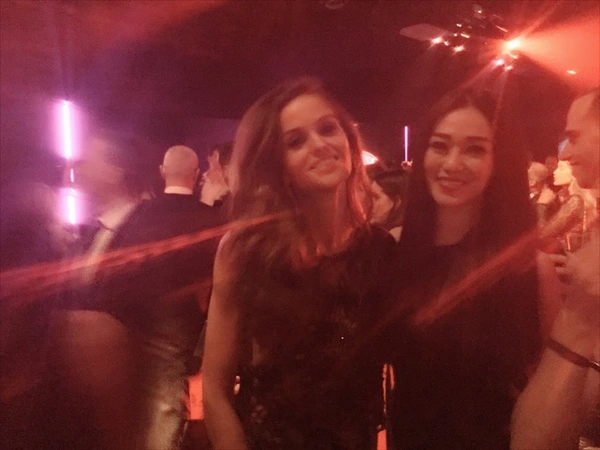 Cuộc đua "kh&aacute;ch VIP" của Ngọc Trinh v&agrave; Kh&aacute;nh My tại Victoria's Secret 2014 24