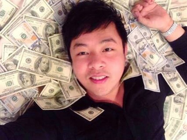 Ai là bà hoàng, ông hoàng "khoe của" số 1 của showbiz Việt? 15