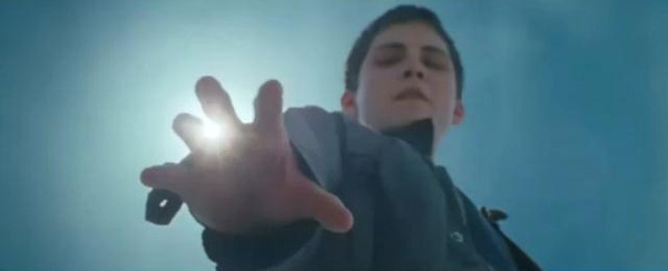 Percy Jackson giới thiệu "Qu&aacute;i vật biển" nh&aacute;t gừng 1