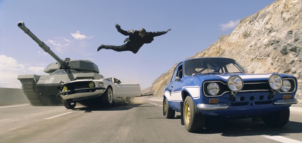 "Fast & Furious" - Series c&agrave;ng xem c&agrave;ng hấp dẫn 3