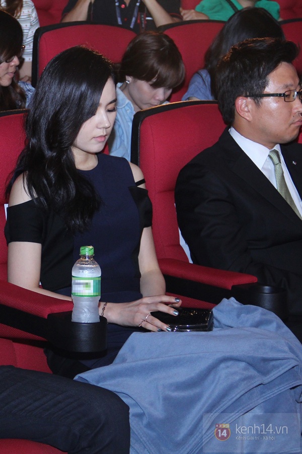 Han Ga In chu môi cực yêu trong họp báo tại Việt Nam 7