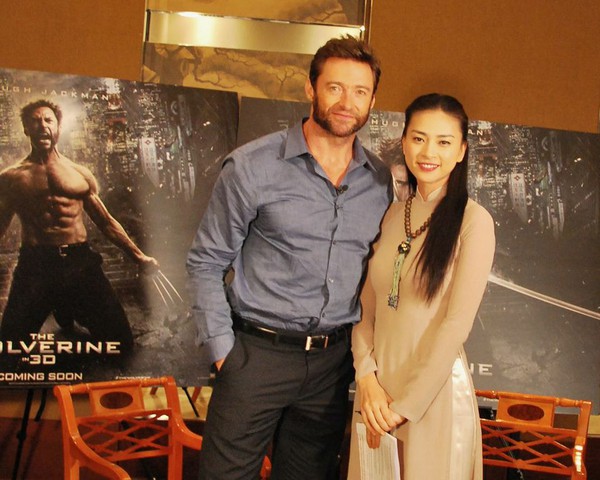 Ngô Thanh Vân tỏa sáng với áo dài bên "Người Sói" Hugh Jackman 1