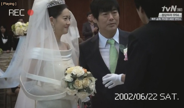 Ngắm nhan sắc rực rỡ của các cô dâu màn ảnh Hàn cuối 2013 15