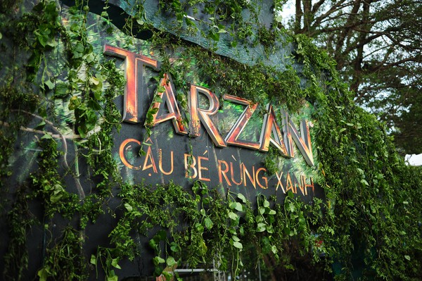 Sao Việt lạc giữa rừng rậm của “Tarzan 3D” 1