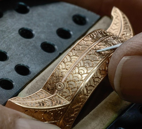Lóa mắt với đồng hồ Vacheron Constantin phiên bản rồng có giá 10 tỉ đồng 4