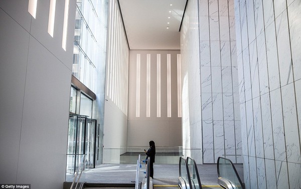 Cận cảnh trung t&acirc;m t&agrave;u điện ngầm lớn nhất New York ở Trung t&acirc;m thương mại Một thế giới 28