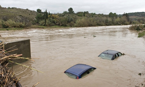 Pháp: Lũ lụt nghiêm trọng, 5 người chết, hơn 3.000 người phải sơ tán 1
