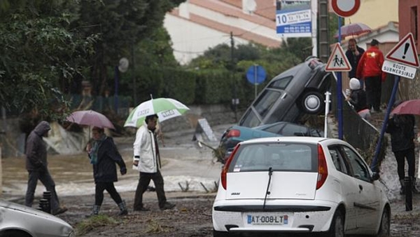 Pháp: Lũ lụt nghiêm trọng, 5 người chết, hơn 3.000 người phải sơ tán 10