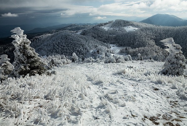Chùm ảnh: Băng tuyết tuyệt đẹp ở vùng núi Slovenia trong đợt rét kỷ lục tháng 12 11